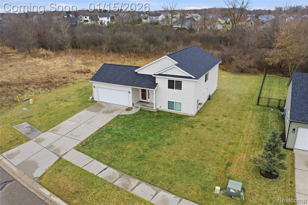 11088 Legacy Lane, Davison, MI 48423 — front exterior