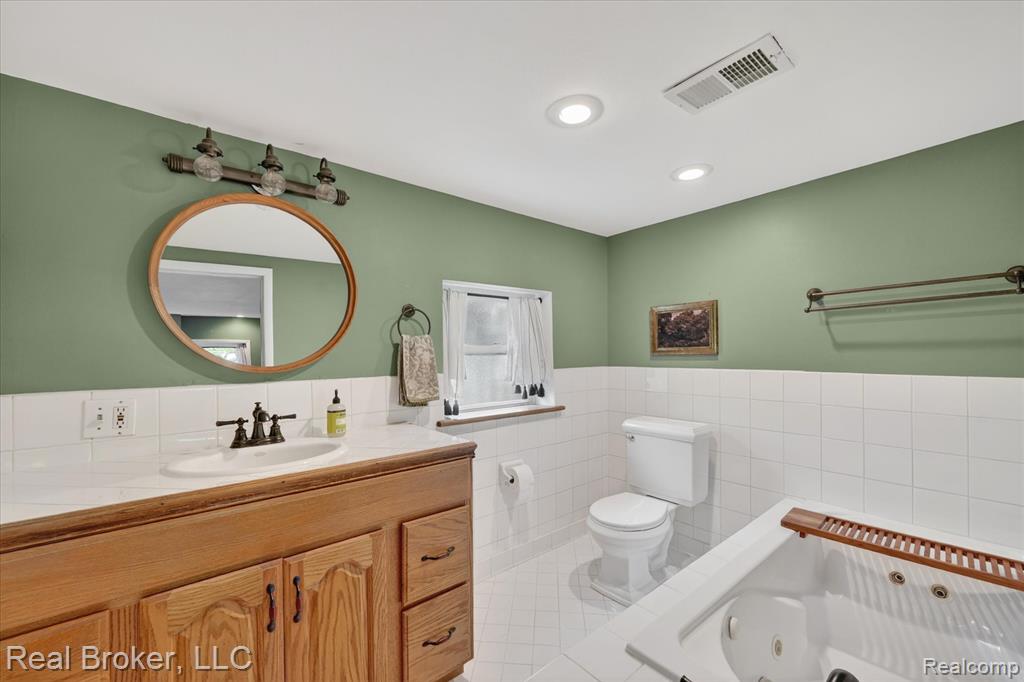 6551 Duffield Street, West Bloomfield, MI 48324 — Photo 20