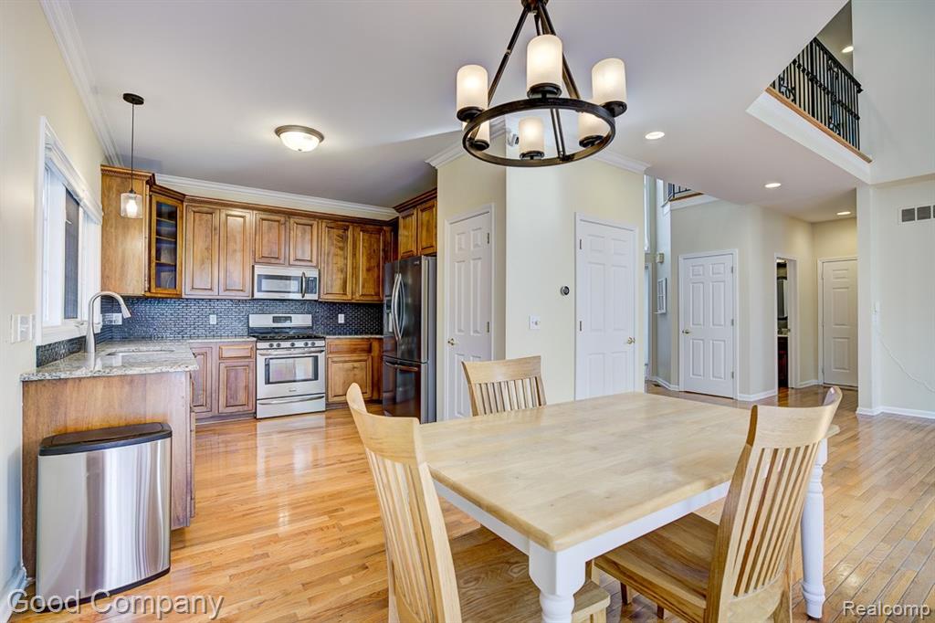 54683 Four Seasons Drive, Shelby Twp, MI 48316 — Photo 16
