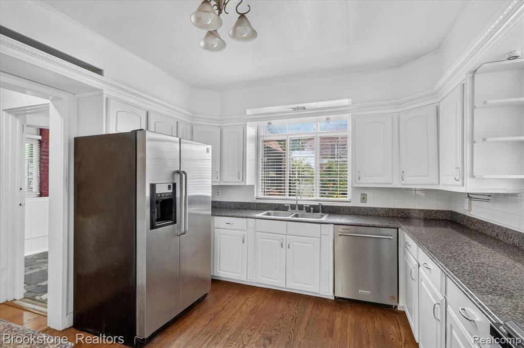 1735 Lincolnshire Drive, Highland Park, MI 48203 — Photo 23