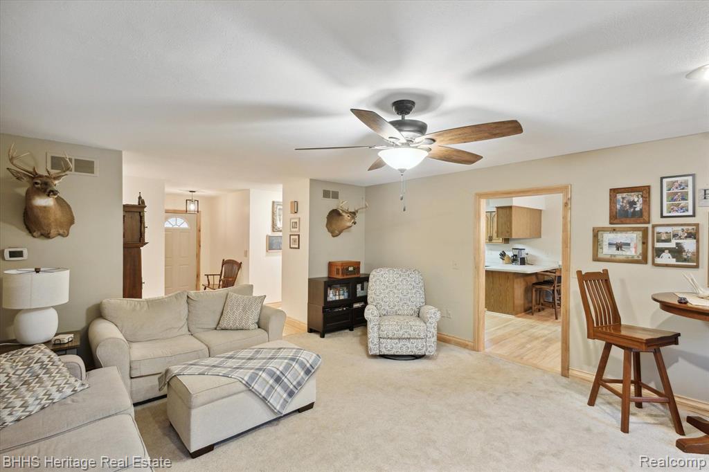 5904 W ALLEN Road, Fowlerville, MI 48836 — Photo 7