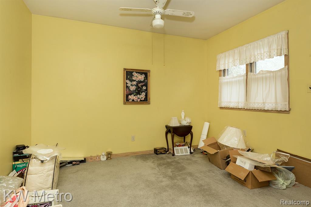 49151 RIDGE Court, Northville, MI 48168 — Photo 10