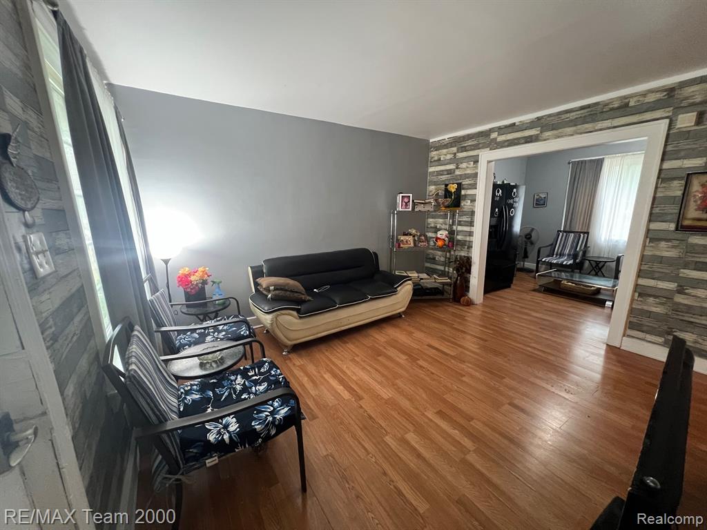 6101 Auburn Street, Detroit, MI 48228 — Photo 8