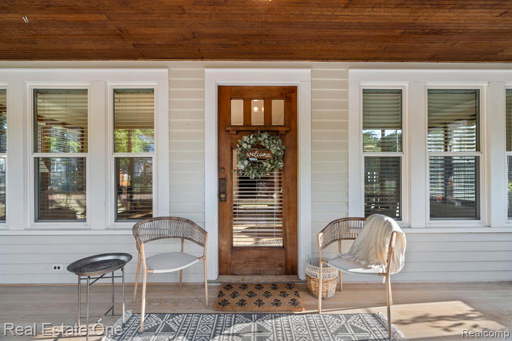 44 PARK Street, Oxford, MI 48371 — Photo 2