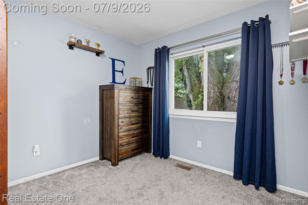 42118 Villanova Drive, Sterling Heights, MI 48313 — Photo 29