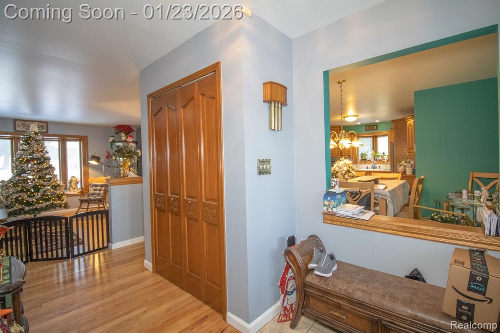 11367 Suffolk Drive, Southgate, MI 48195 — Photo 8