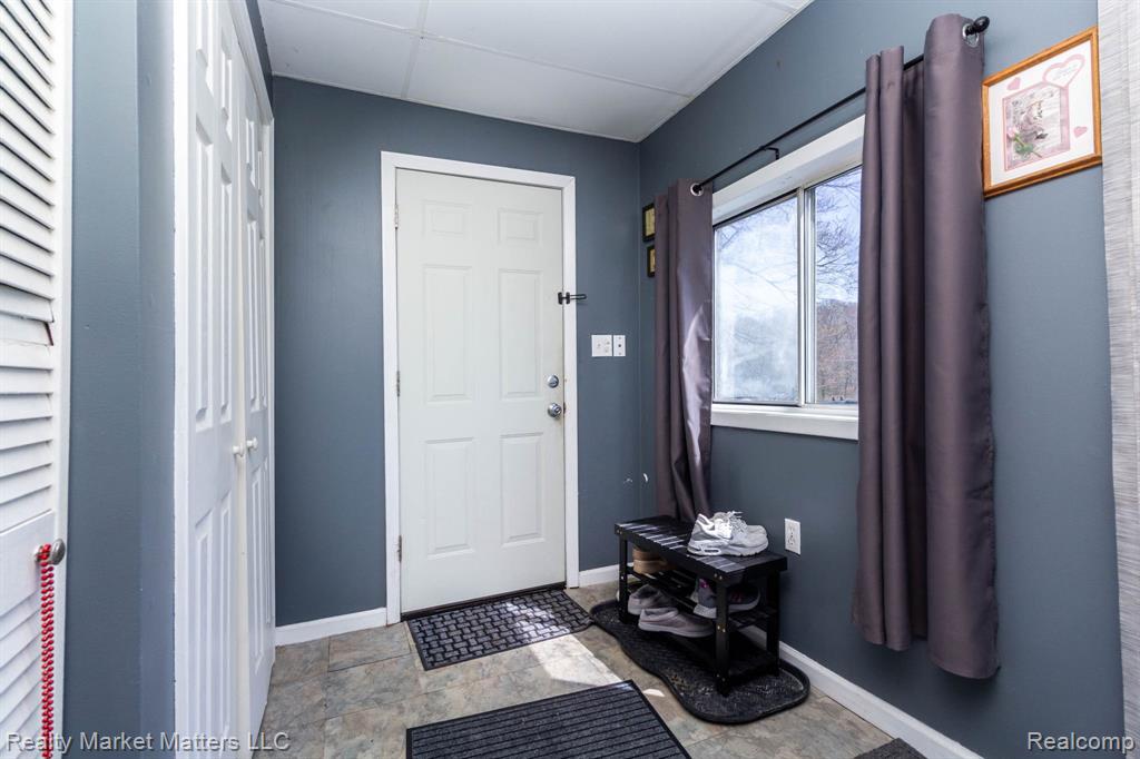 2543 Henry Road, Lapeer, MI 48446 — Photo 15