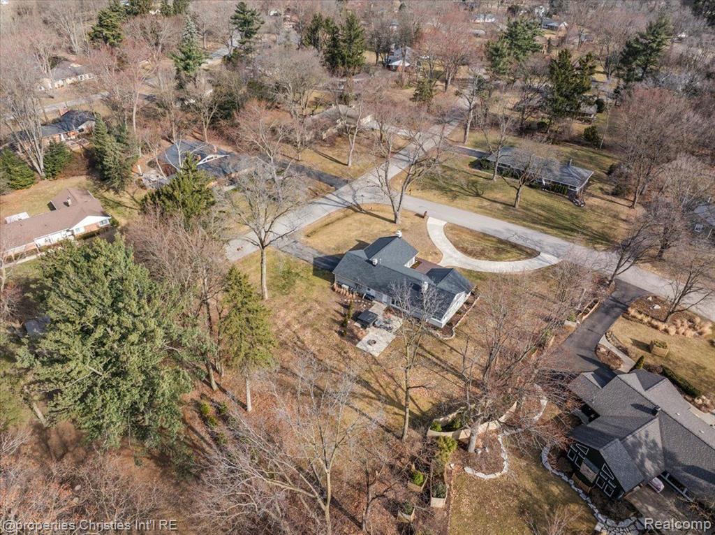 4361 MEADOWLANE Court, Bloomfield Hills, MI 48304 — Photo 19