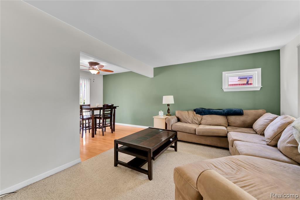 607 Ashburnham Street, Auburn Hills, MI 48326 — Photo 4