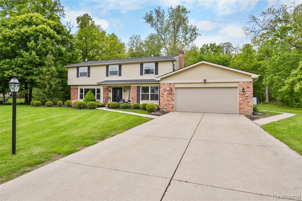 26060 Hidden Lane, Grosse Ile, MI 48138 — Photo 2