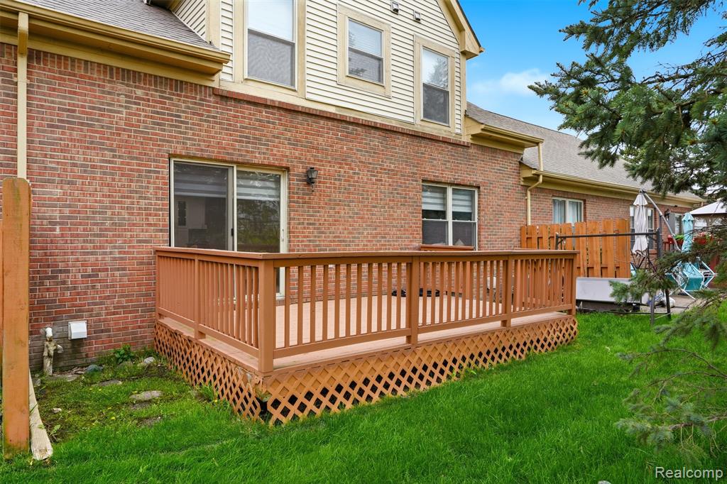 4212 April Lane, Sterling Heights, MI 48310 — Photo 47