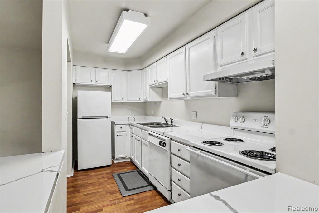 4214 Packard Street, 2, Ann Arbor, MI 48108 — Photo 6
