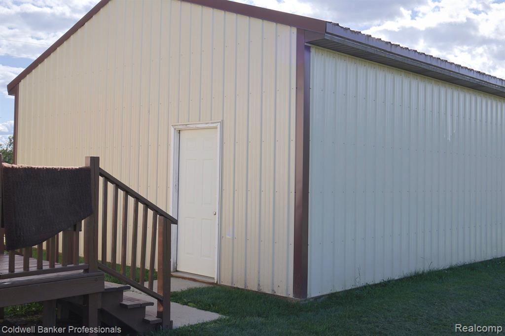8523 TURNER Road, Imlay City, MI 48444 — Photo 36