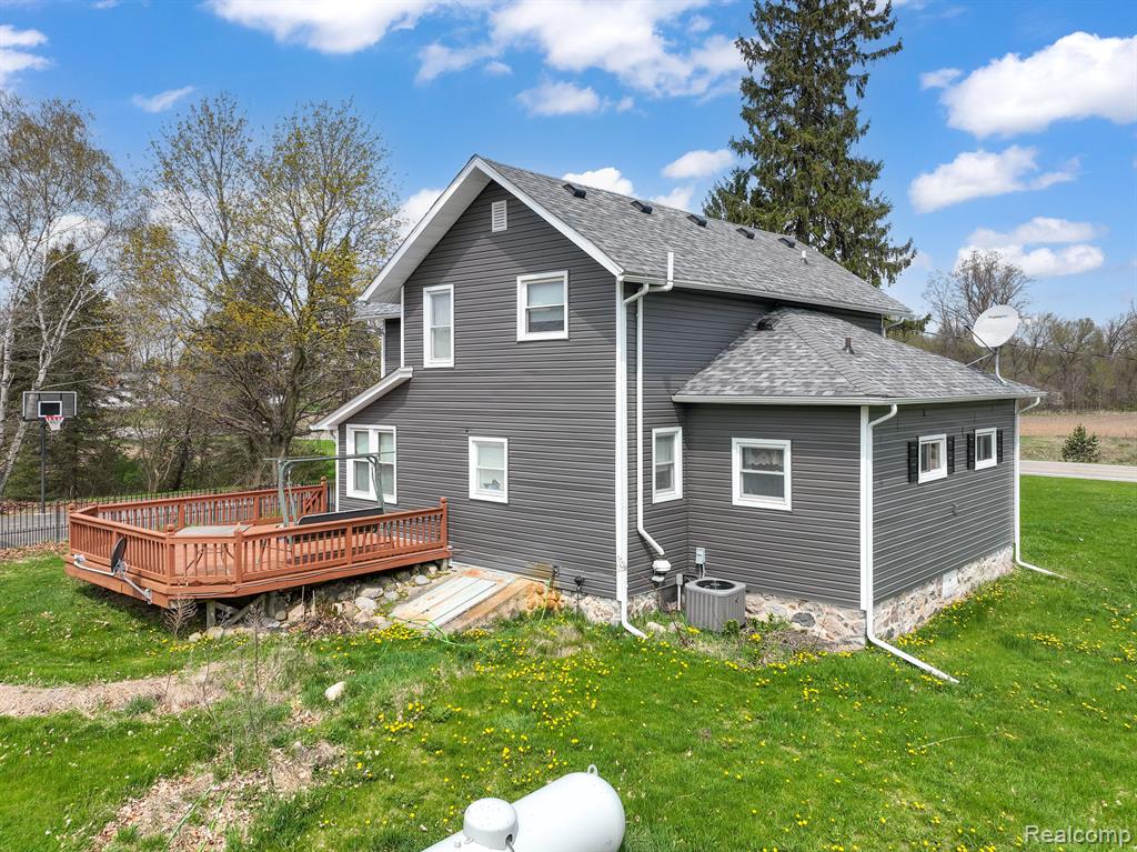 10639 MASON Road, Fowlerville, MI 48836 — Photo 4