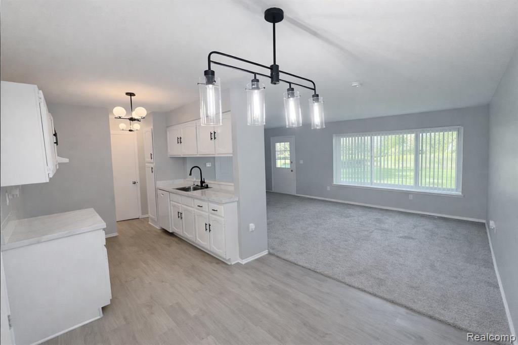 8315 Camelot Court, Mount Morris, MI 48458 — Photo 6
