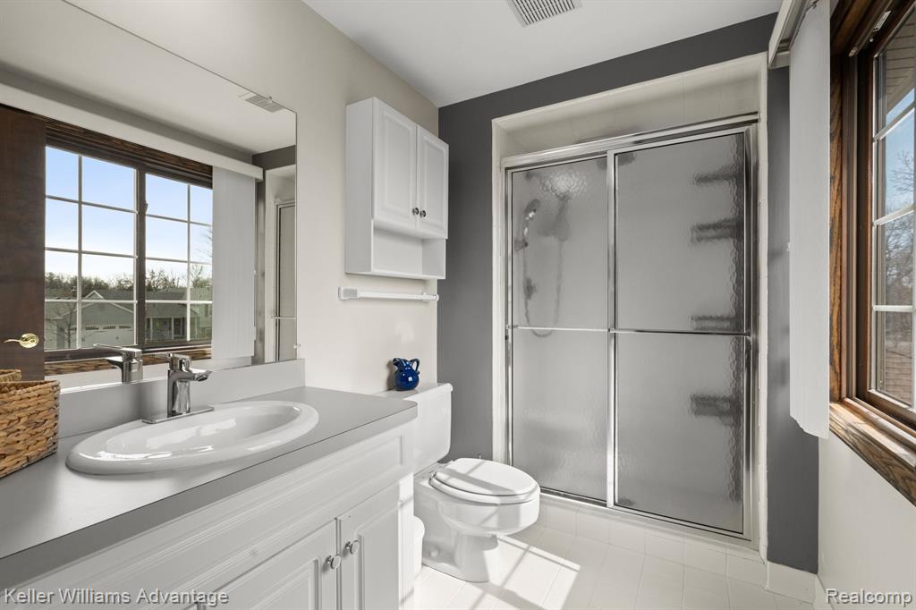 45766 PURCELL Drive, Plymouth, MI 48170 — Photo 28