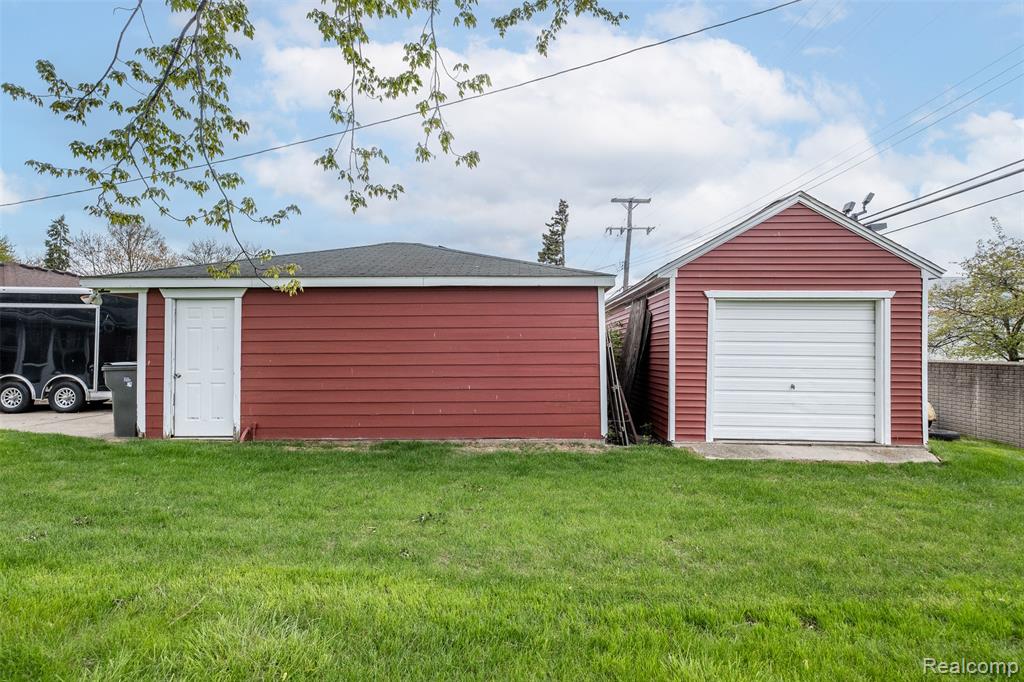 35560 Weideman Street, Clinton Twp, MI 48035 — Photo 45