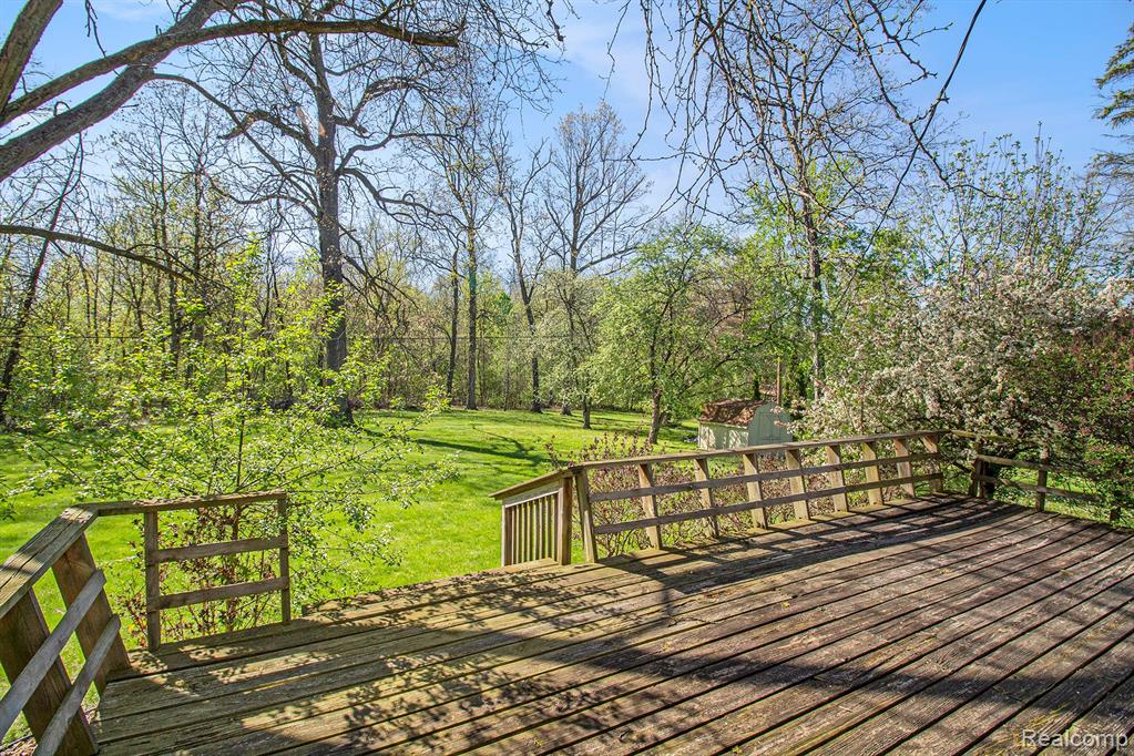 4196 CRESTKNOLL Drive, Grand Blanc, MI 48439 — Photo 22