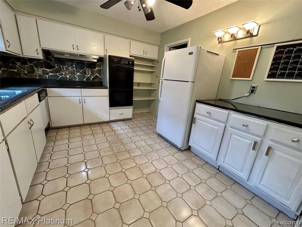 903 State Street, Brighton, MI 48116 — Photo 18