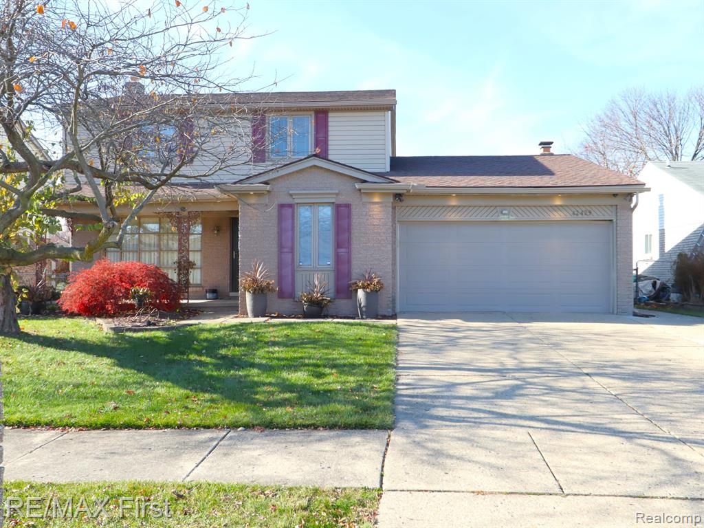 42429 Royal Lane, Clinton Twp, MI 48038 — front exterior