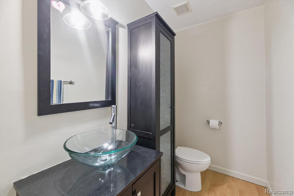 1796 Oakview Drive, Canton, MI 48187 — Photo 16