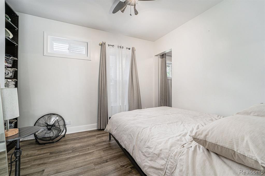 464 E MAPLEHURST Street, Ferndale, MI 48220 — Photo 17
