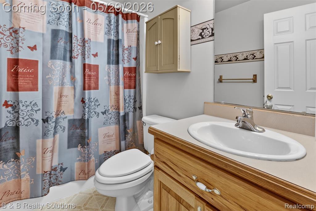 6100 Fish Lake Road, North Branch, MI 48461 — Photo 26