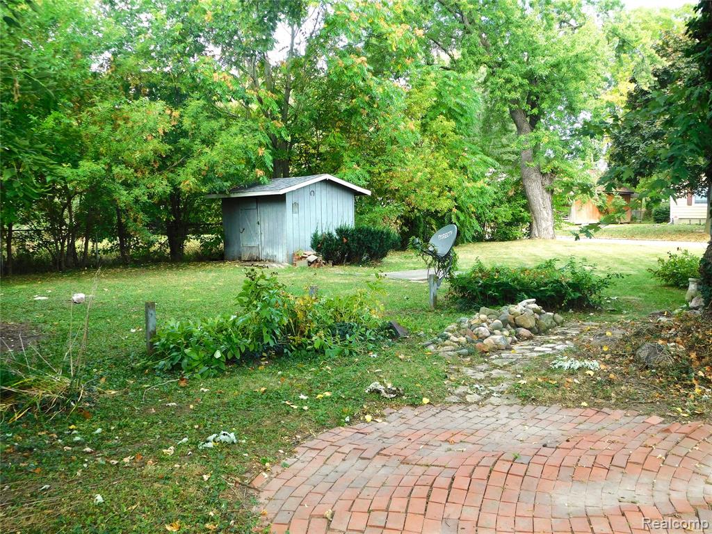825 Pettibone Avenue, Flint, MI 48507 — Photo 7