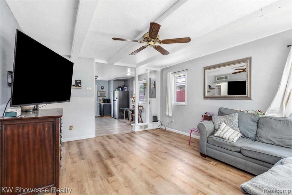 8055 Roosevelt Street, Taylor, MI 48180 — Photo 4