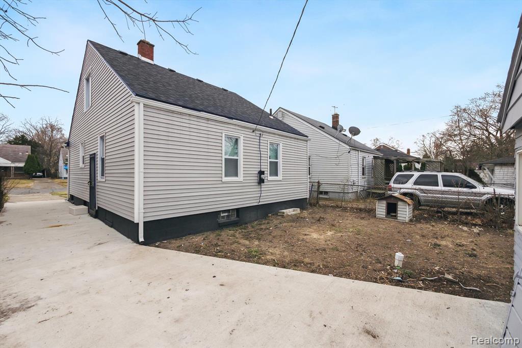 9579 ARTESIAN Street, Detroit, MI 48228 — Photo 32