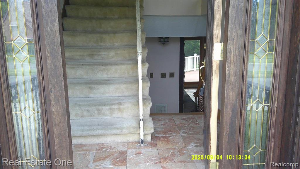 9531 W Outer Drive, Detroit, MI 48223 — Photo 3