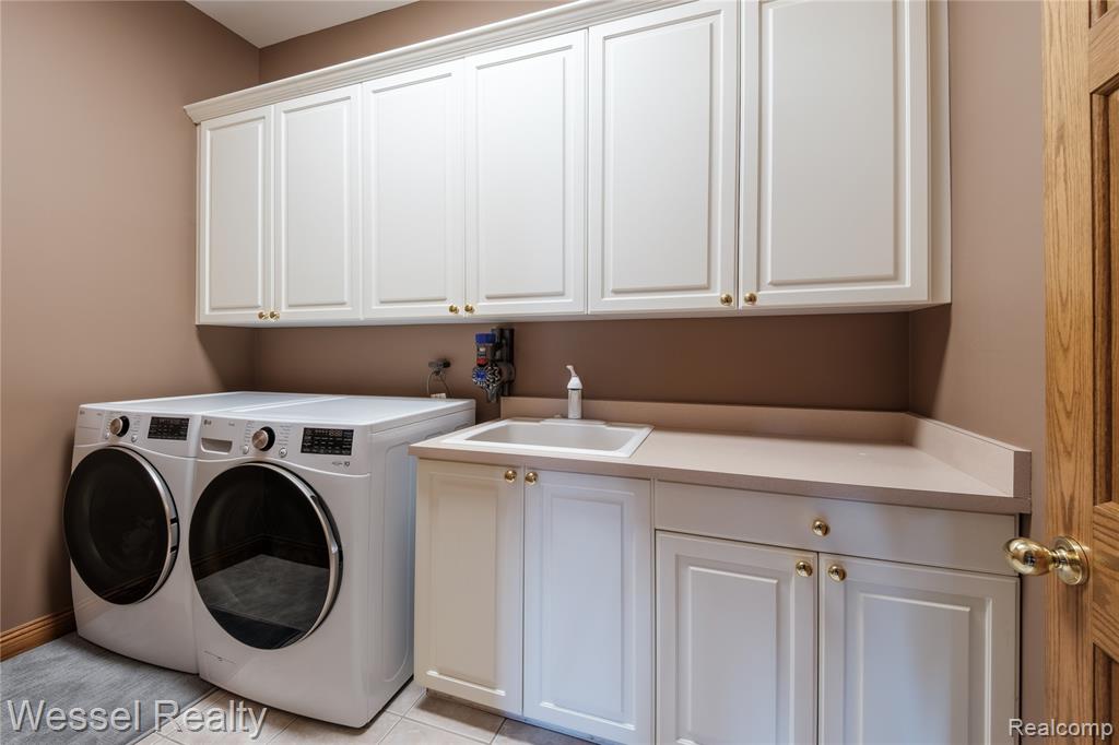 9805 Cranbrook Court, Romeo, MI 48065 — Photo 31