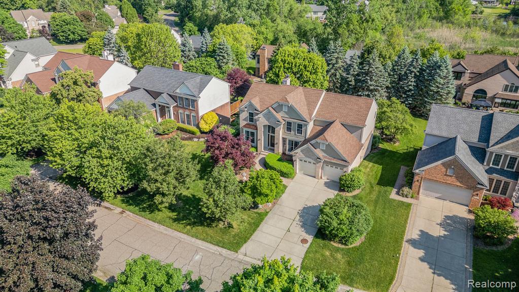 5686 Cherry Lane, West Bloomfield, MI 48324 — Photo 3