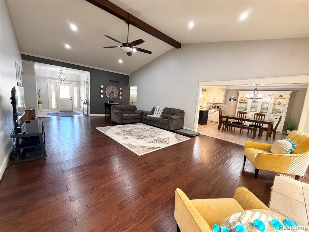 46557 Glen Pointe Drive, Utica, MI 48315 — Photo 15