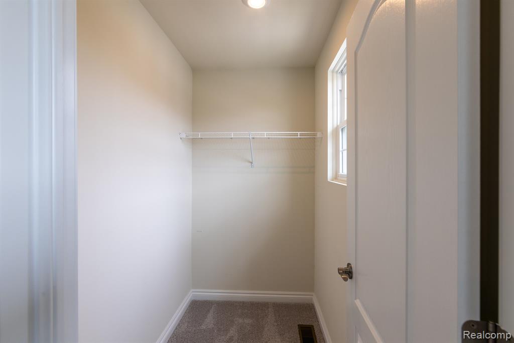 4878 BROOMFIELD Way, Lake Orion, MI — Photo 14