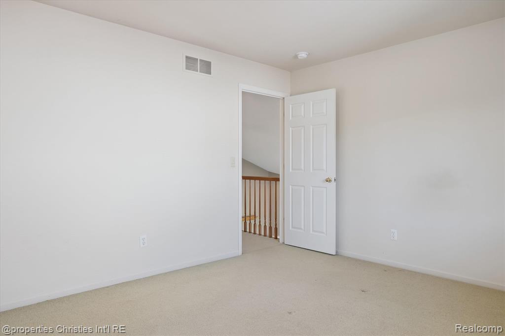 4831 Sunderland Drive, Sterling Heights, MI 48314 — Photo 35