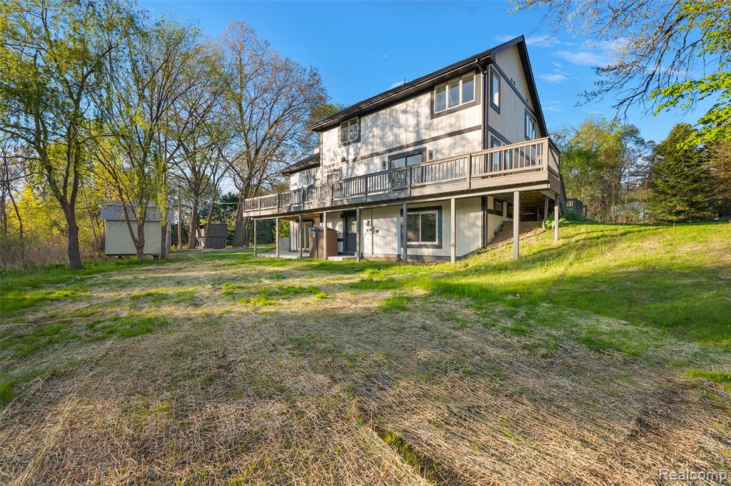 1585 Houghton Trail, Ortonville, MI 48462 — Photo 9