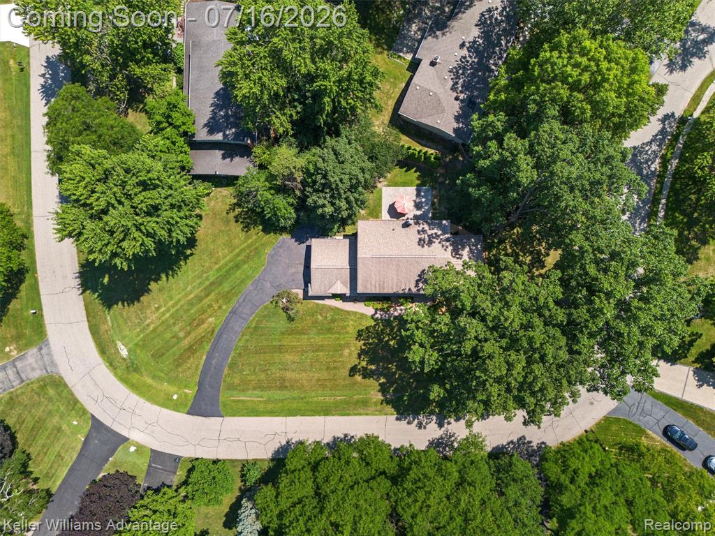 6711 Woodside Trail, West Bloomfield, MI — Photo 49