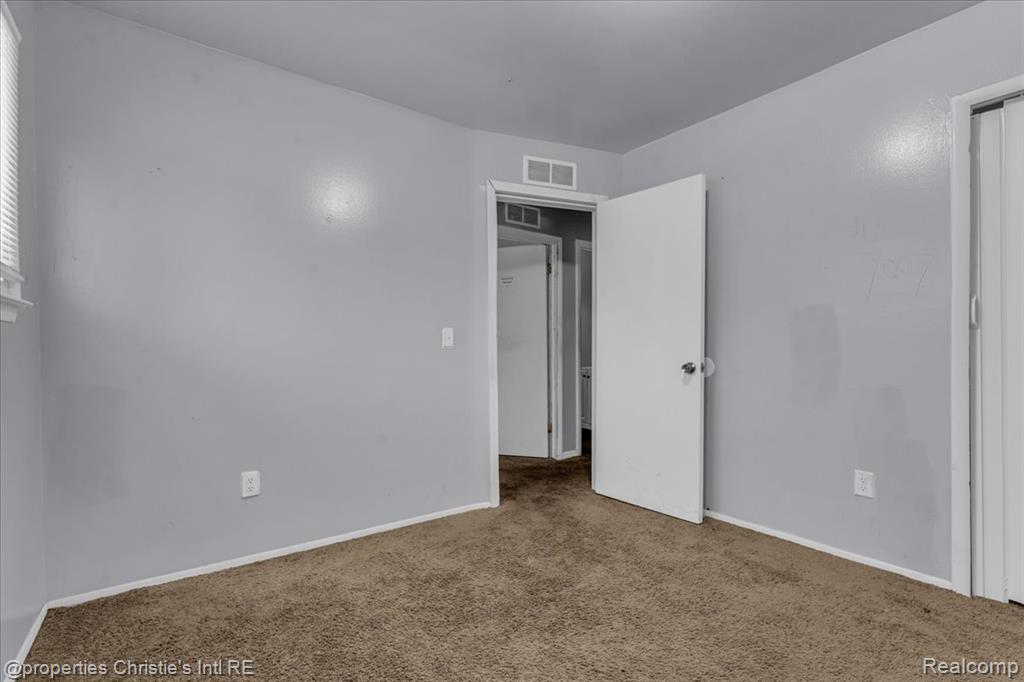 12900 Stahelin Avenue, Detroit, MI 48223 — Photo 9