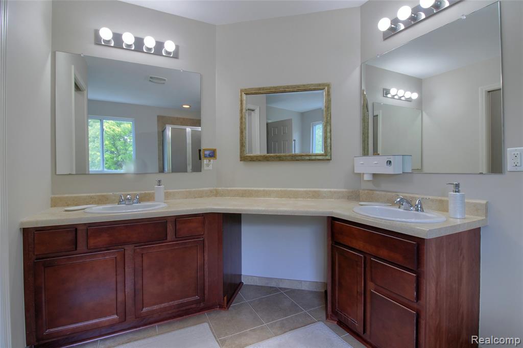 57649 Blossom Valley Trail, New Hudson, MI 48165 — Photo 27