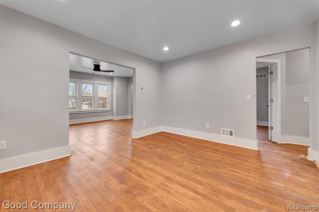 656 PHILIP Street, Detroit, MI 48215 — Photo 19