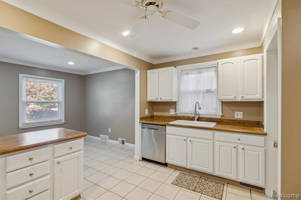 7853 Robinson Avenue, Allen Park, MI 48101 — Photo 19