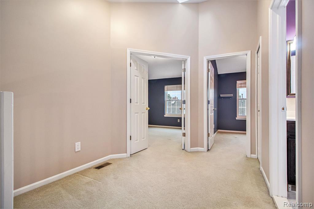 131 W KENILWORTH Avenue, Royal Oak, MI 48067 — Photo 16