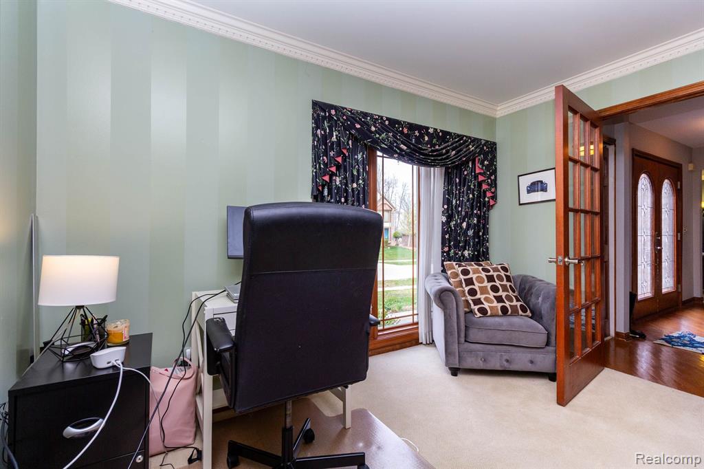 45515 EMERALD FOREST Drive, Novi, MI — Photo 26