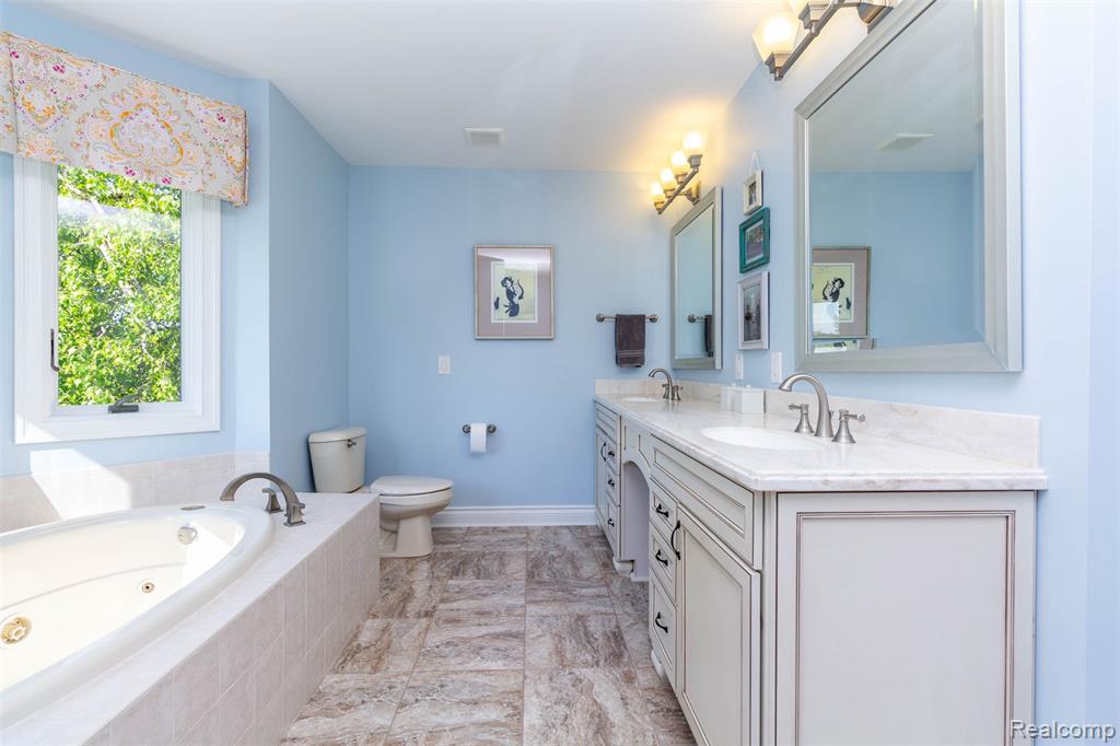 6081 Byram Lake Drive, Linden, MI 48451 — Photo 28