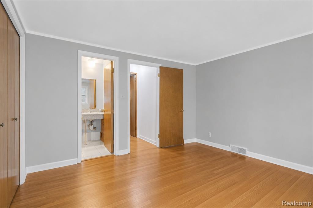 32229 Cambridge Drive, Warren, MI 48093 — Photo 11