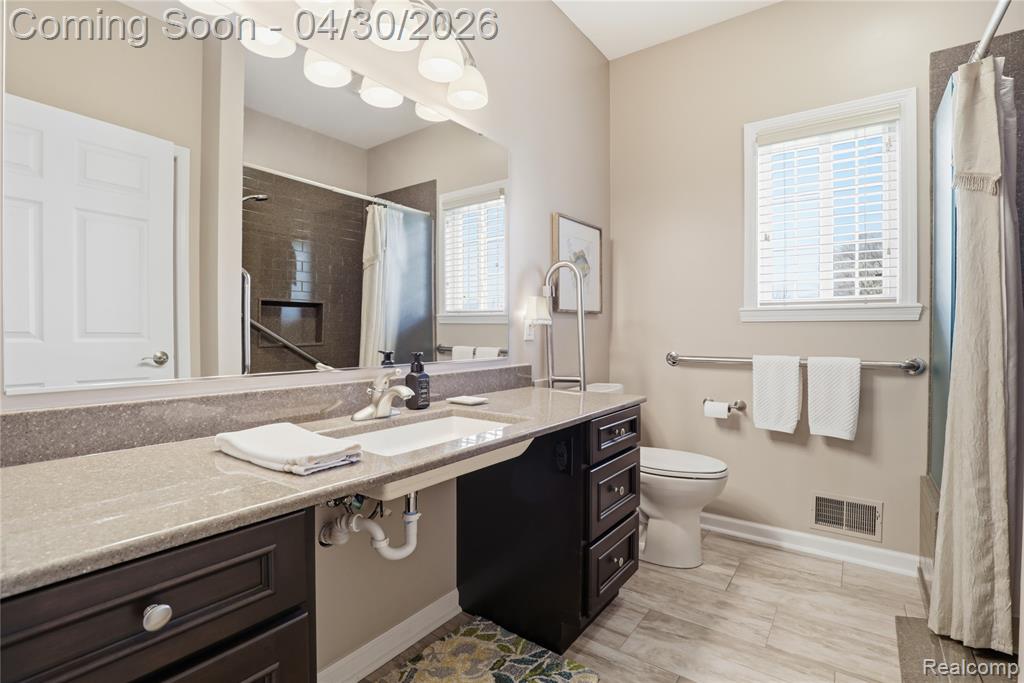9031 Hidden Oaks Drive, Grand Blanc, MI 48439 — Photo 26