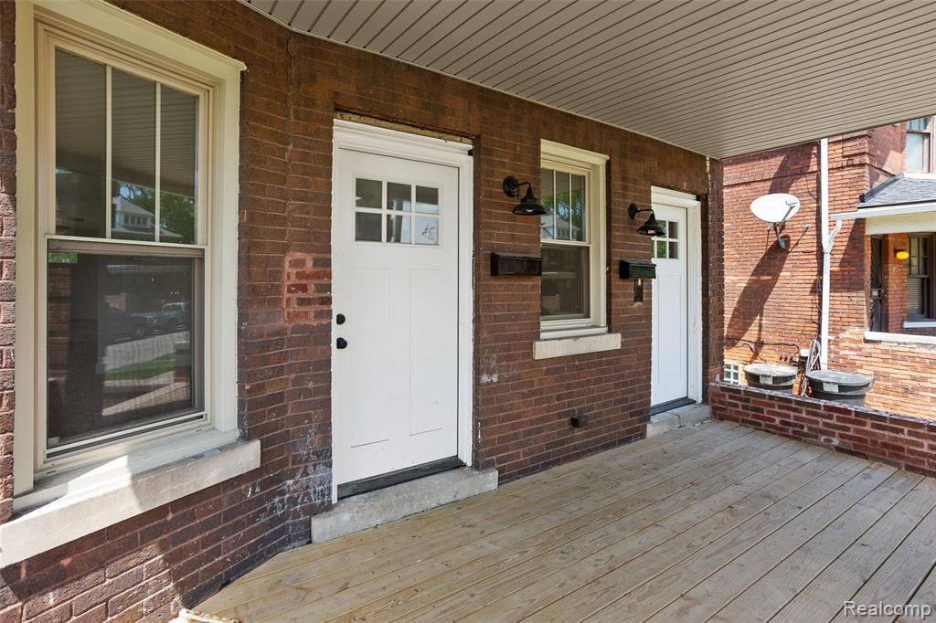 900 Hazelwood Street, Detroit, MI 48202 — Photo 31