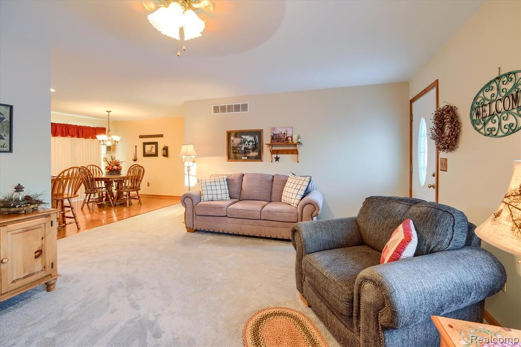 6941 Lake Pleasant Road, North Branch, MI 48461 — Photo 8