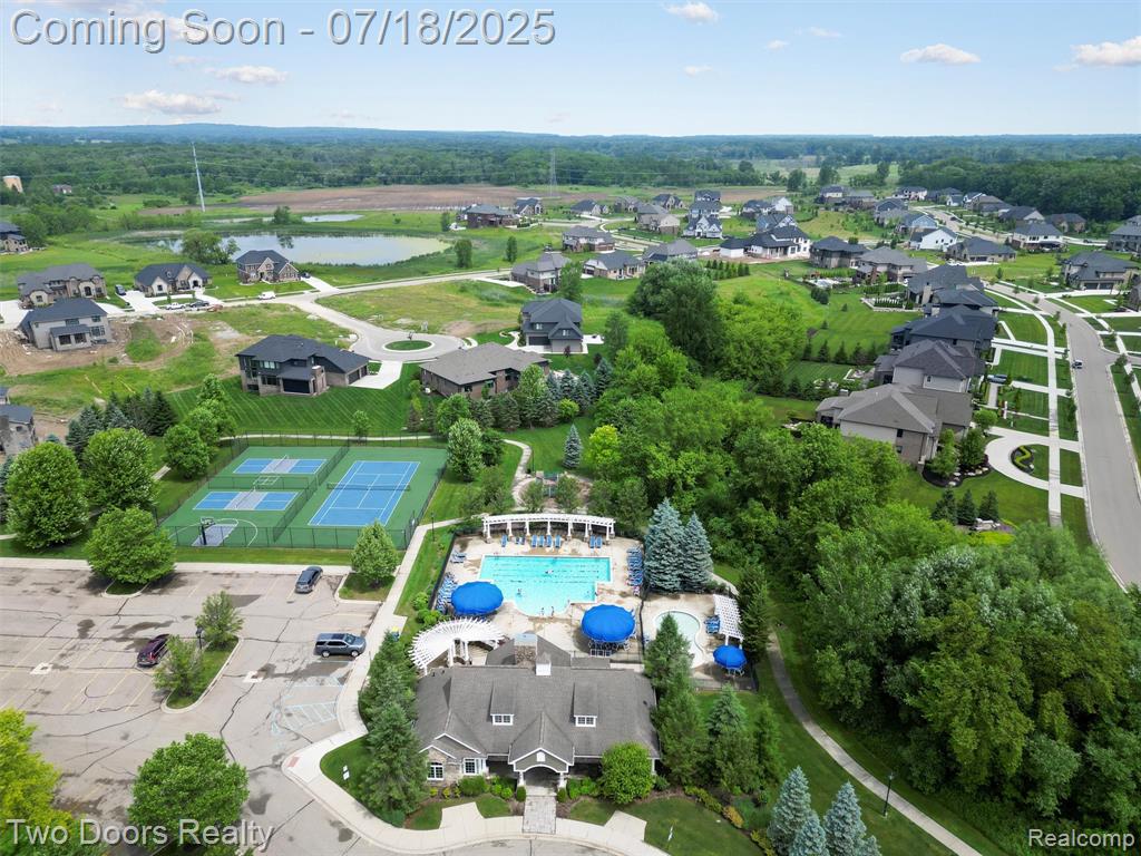 3551 Royal Berkshire Lane, Oakland, MI — Photo 7